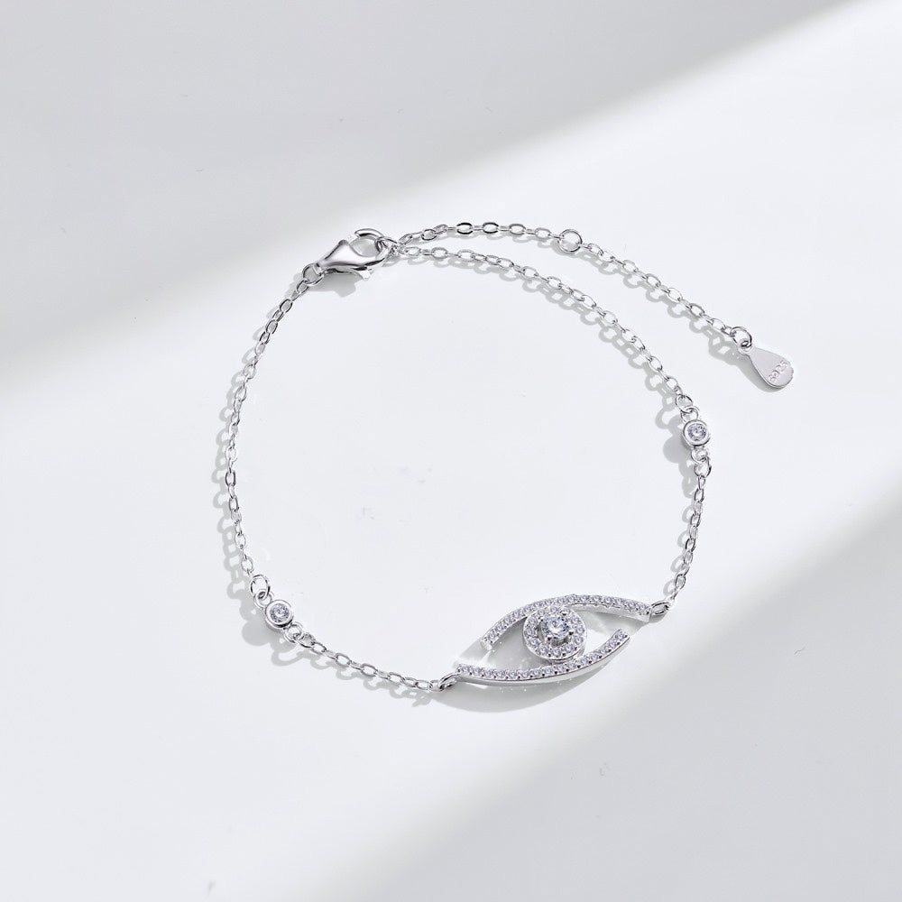 [Royal Jewellery]Lucky Eye Pave-Set Diamond Bracelet