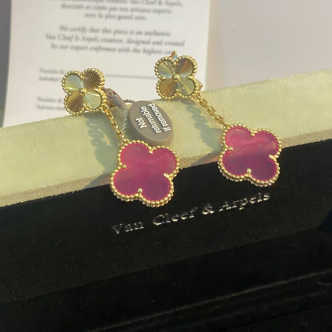 [Royal Jewellery] NEW CLOVER 2 MOTIF PINK ENAMEL EARRINGS