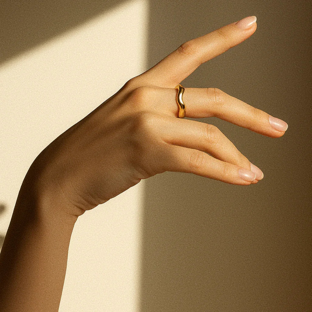 [Royal&Vicky] Lunaria Goldwellenring
