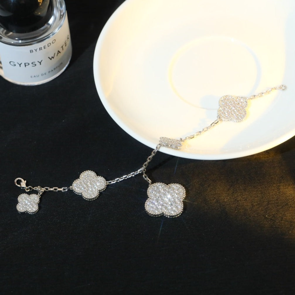 [Royal Jewellery]CLOVER BRACELET 5 MOTIF SILVER DIAMOND PAVED