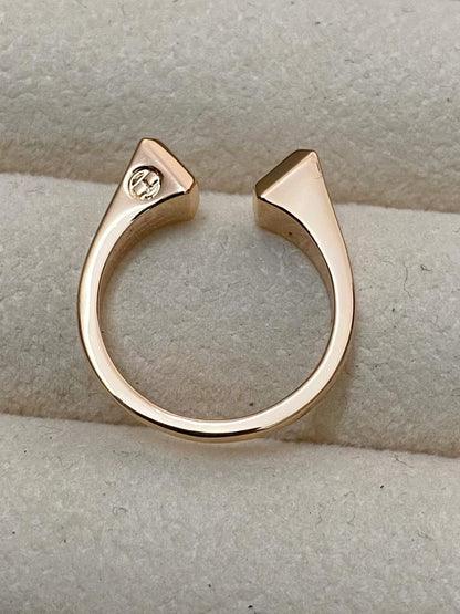[Royal Jewellery]THE CONE RIVET RING IS OPEN AND ONE SIZE FITS ALL