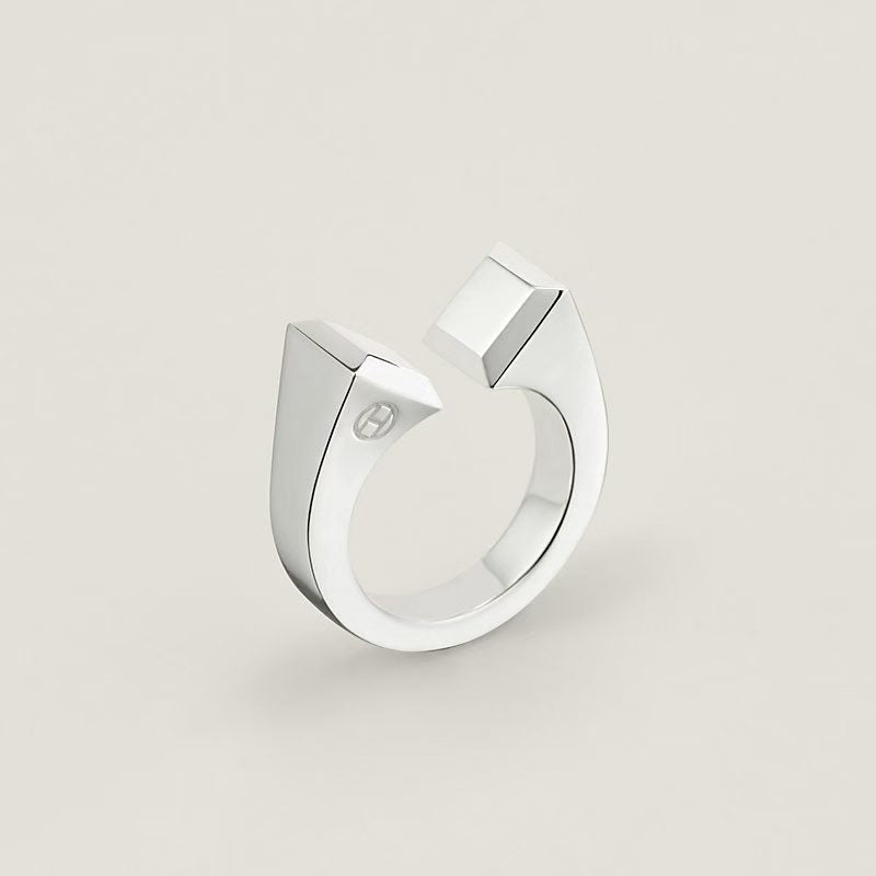 [Royal Jewellery]THE CONE RIVET RING IS OPEN AND ONE SIZE FITS ALL
