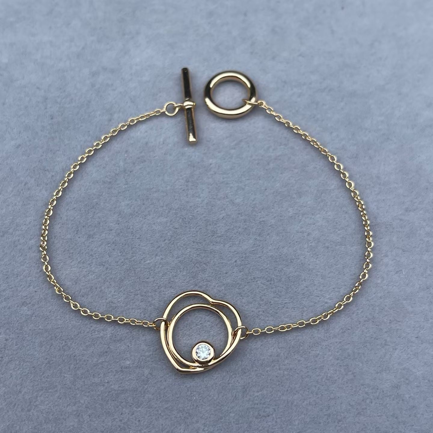 [Royal Jewellery]HOLLOW HEART SINGLE DIAMOND BRACELET