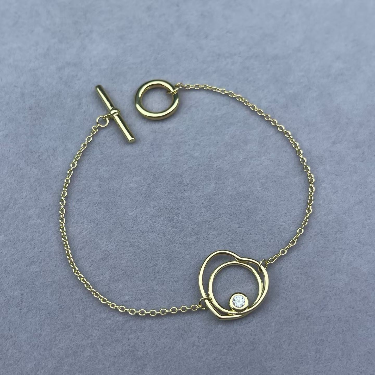 [Royal Jewellery]HOLLOW HEART SINGLE DIAMOND BRACELET