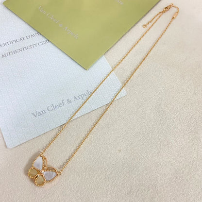 [Royal Jewellery]NEW ROSE GOLD WHITE MOTHER OF PEARL BUTTERFLY NECKLACE