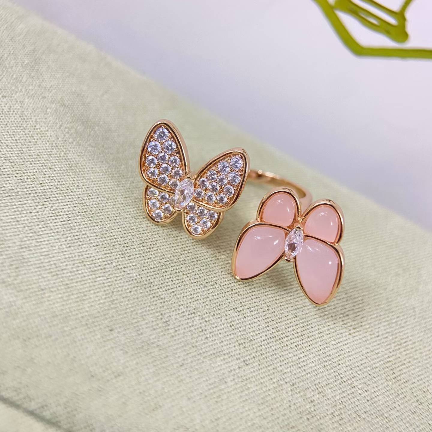 [Royal Jewellery]TWIN BUTTERFLY NEW DIAMOND & PINK BUTTERFLY RING