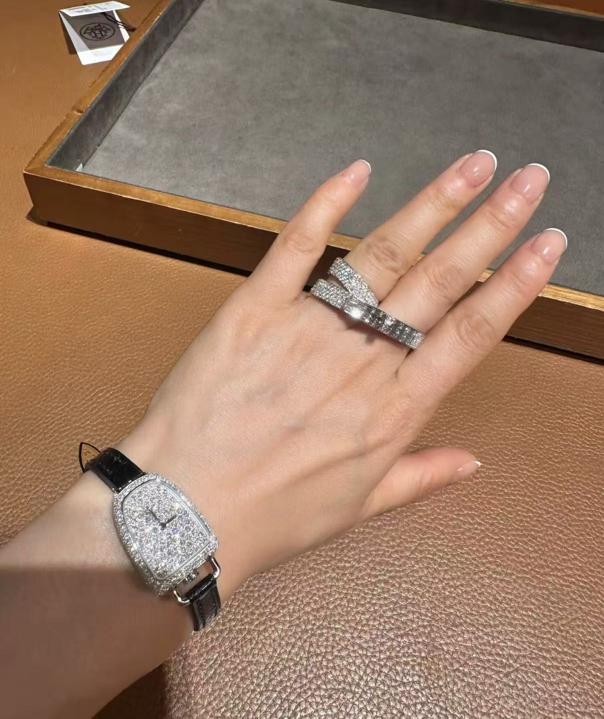 [Royal Jewellery]NEW STYLE FULL CIRCLE DOUBLE DIAMOND RING