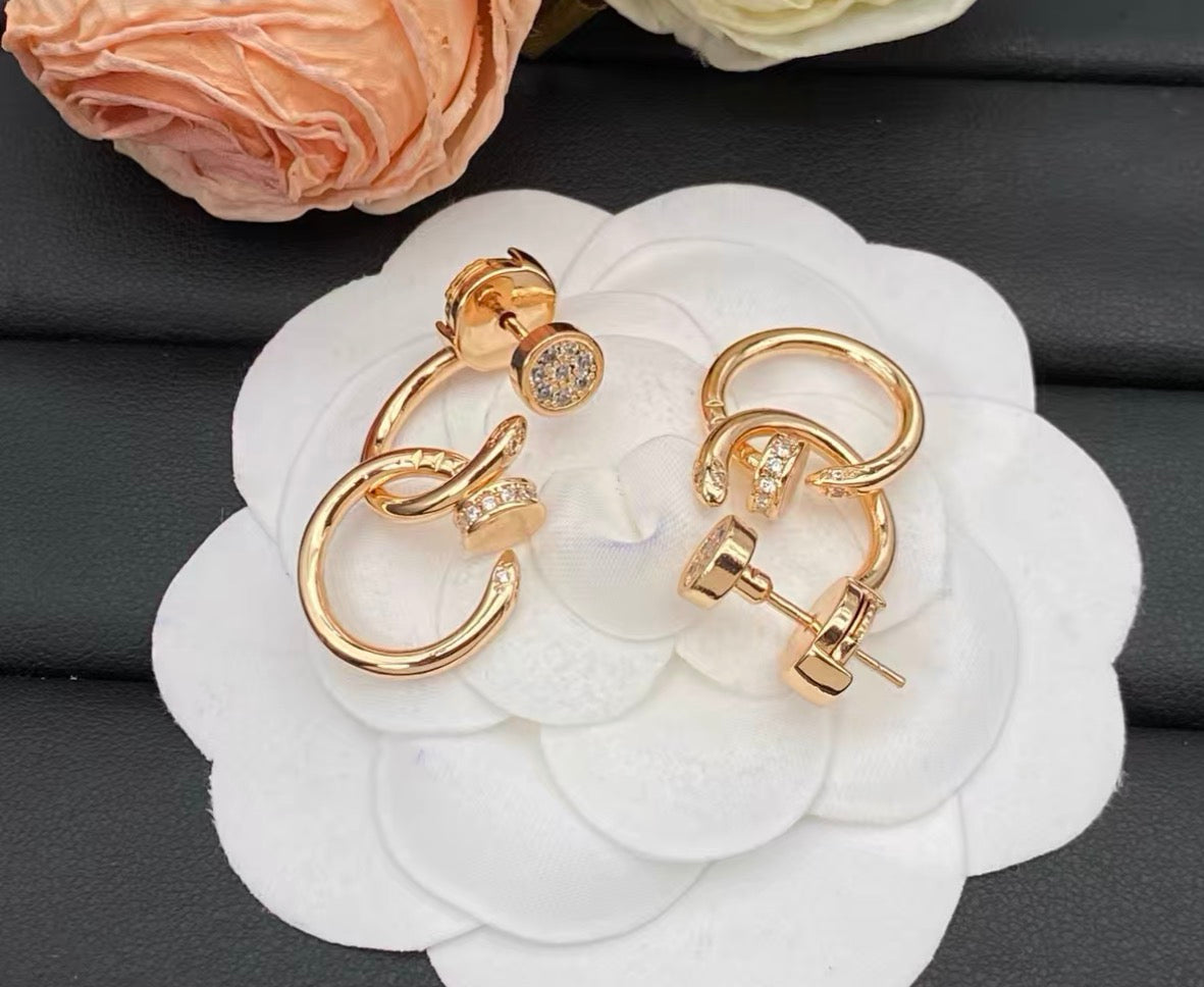 [Royal Jewellery]NAIL COLLECTION DIAMOND SET DOUBLE HOOP EARRINGS
