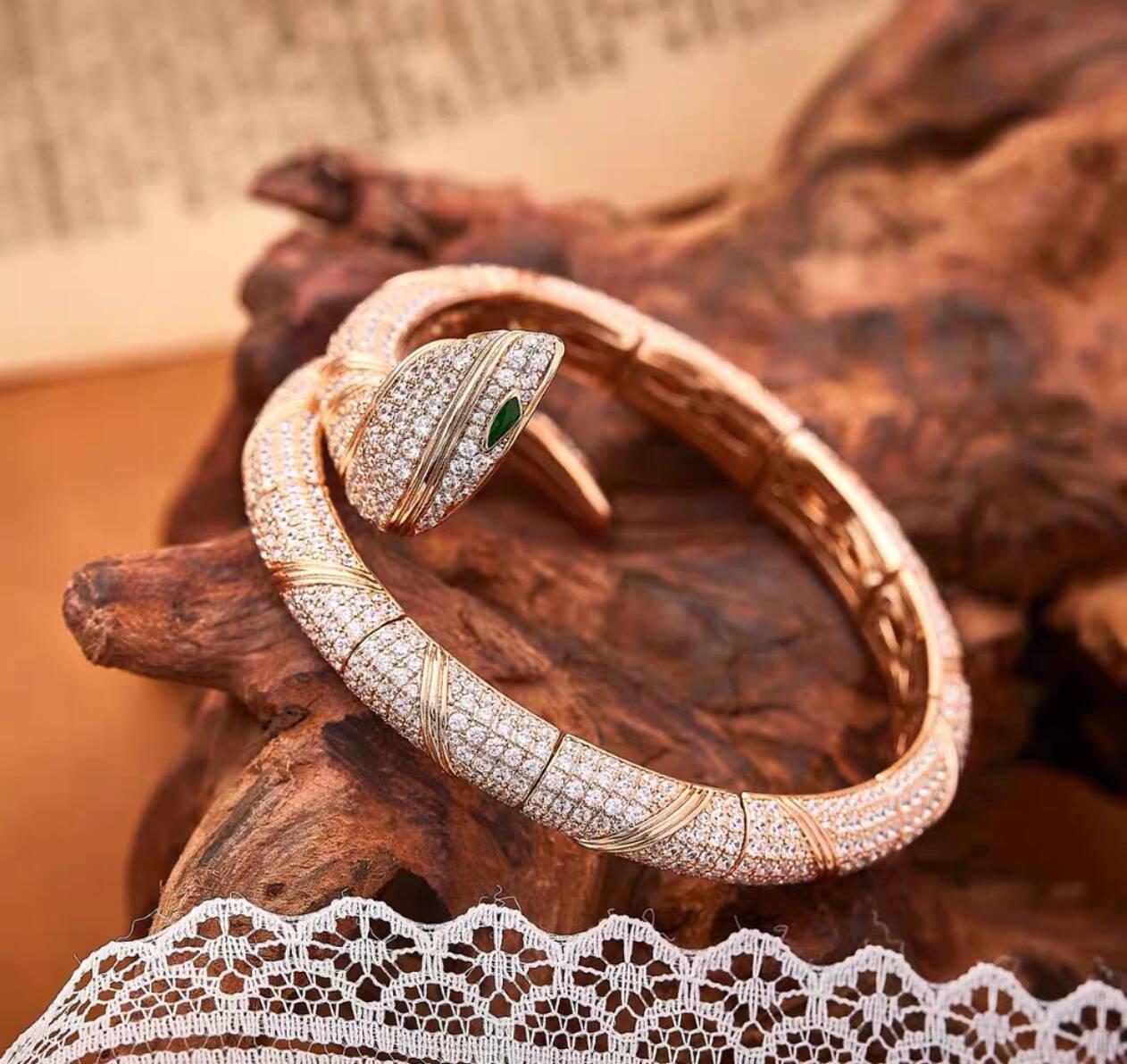 [Royal Jewellery]HAUTE COUTURE GOLD SERPENTI BRACELET