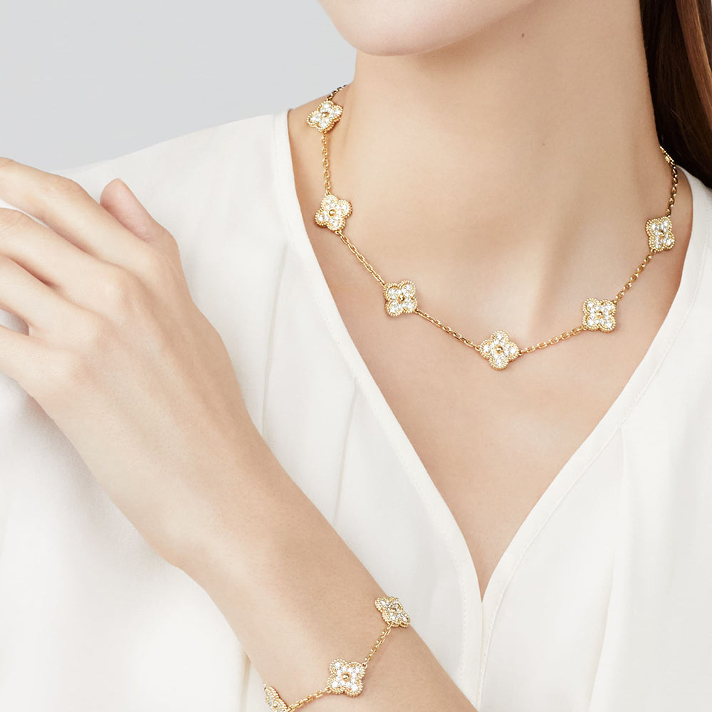 [Royal Jewellery]CLOVER 10 MOTIFS DIAMOND NECKLACE