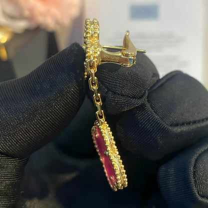 [Royal Jewellery] NEW CLOVER 2 MOTIF PINK ENAMEL EARRINGS