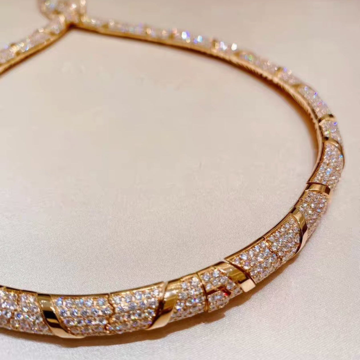 [Royal Jewellery]HAUTE COUTURE GOLD SERPENTI NECKLACE