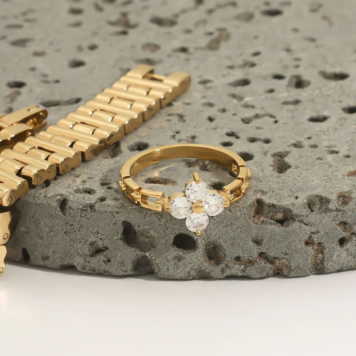 [Royal&Vicky]Clestine Diamant-Blütenring