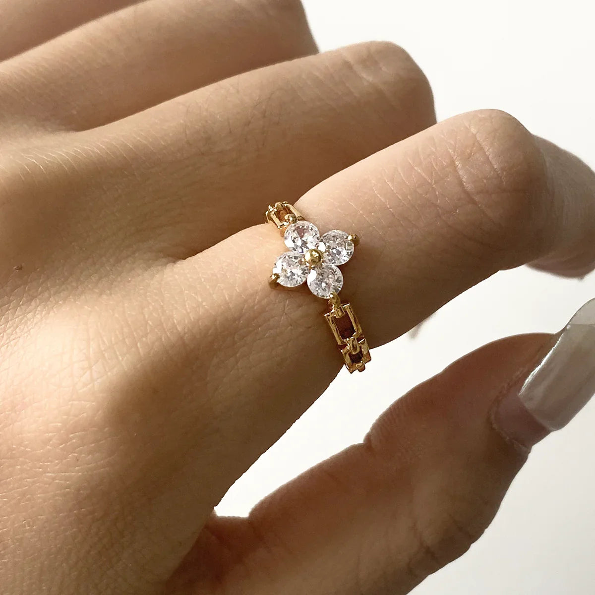 [Royal&Vicky]Clestine Diamant-Blütenring