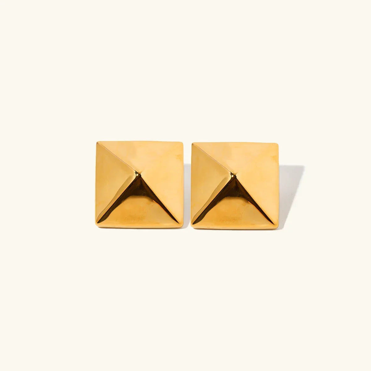 {"Royal&Vicky":"[Royal&Vicky]","Barbara Gold Earrings":"バーバラ ゴールドピアス"}