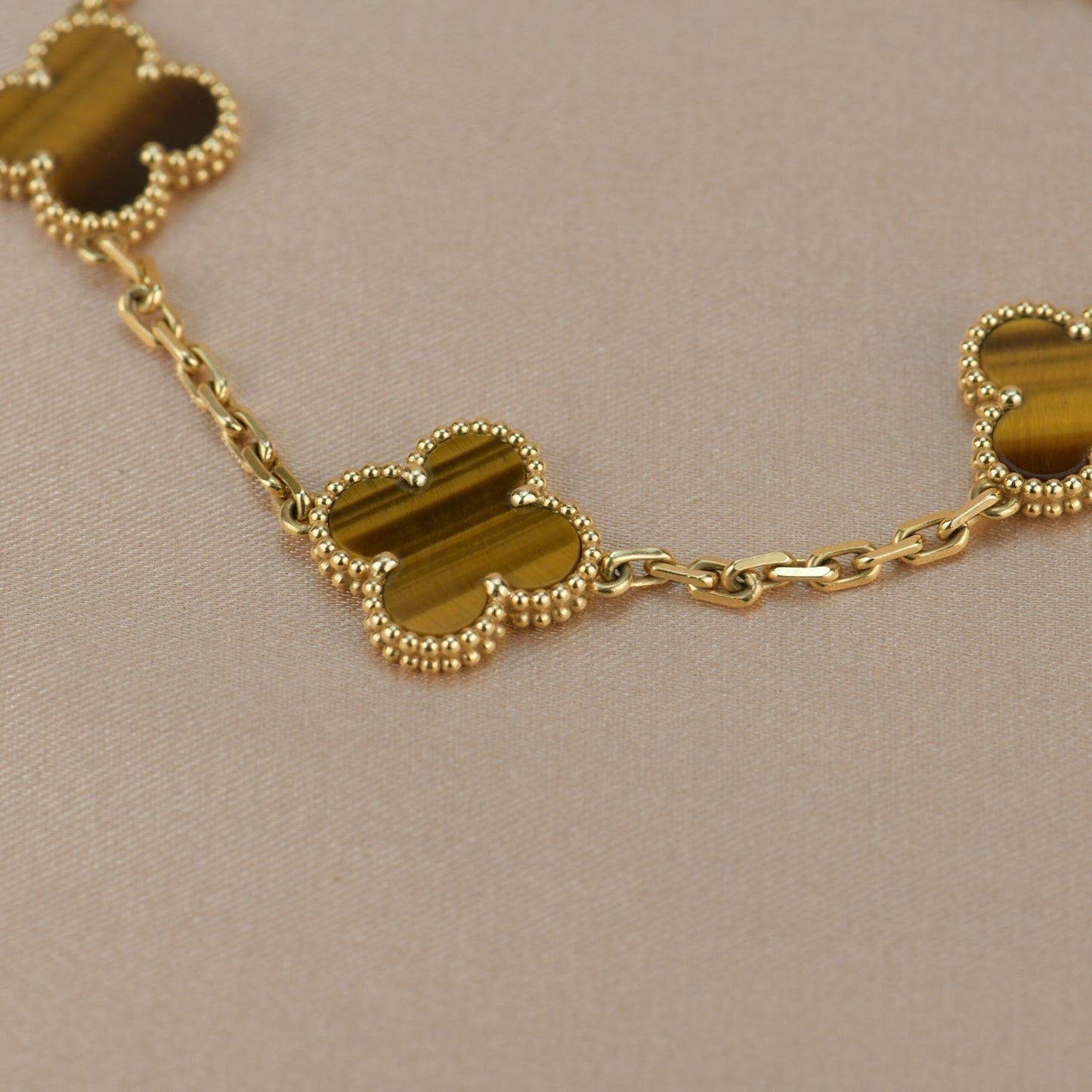 [Royal Jewellery]CLOVER  5 MOTIFS TIGER EYE BRACELET