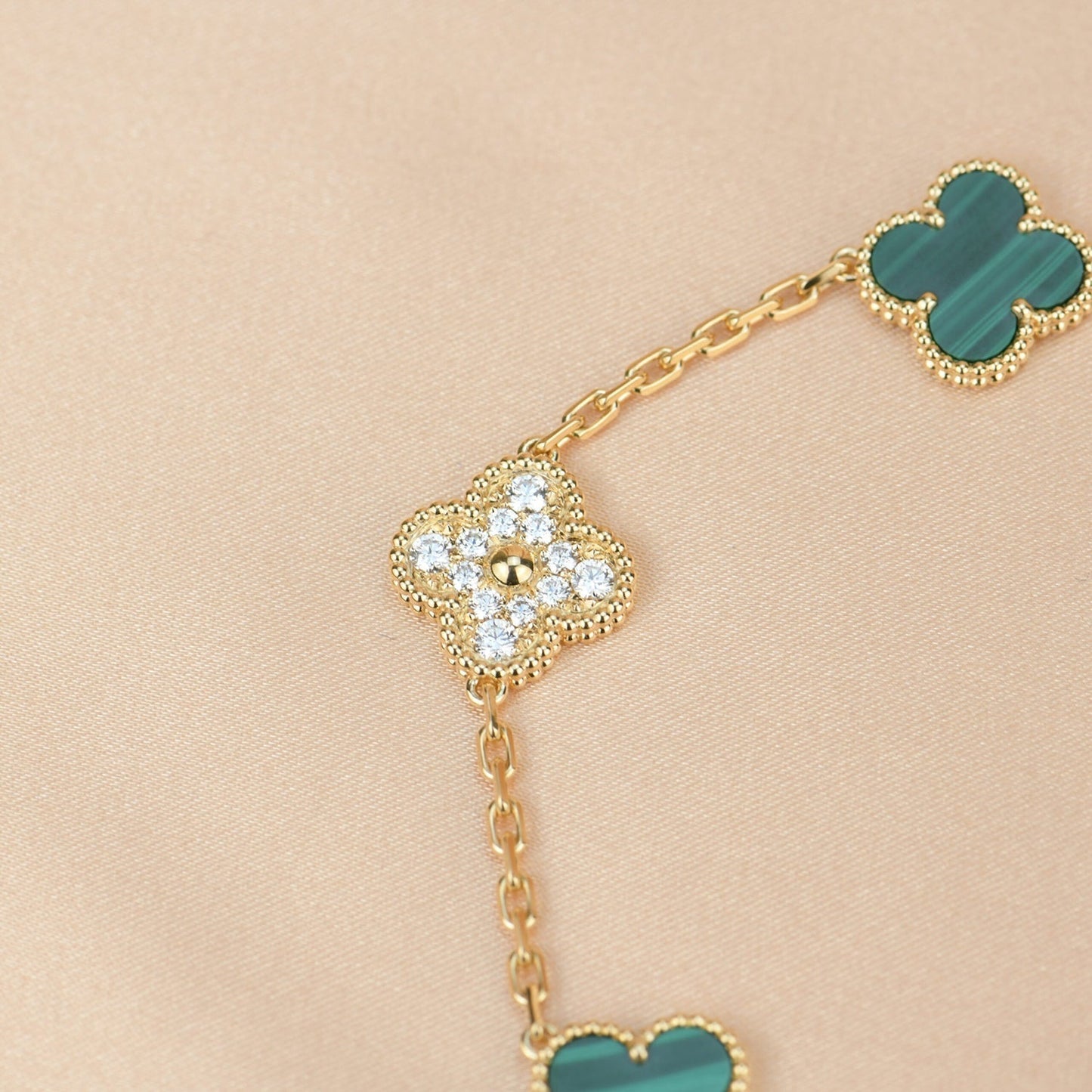 [Royal Jewellery]CLOVER  5 MOTIF MALACHITE DIAMOND BRACELET