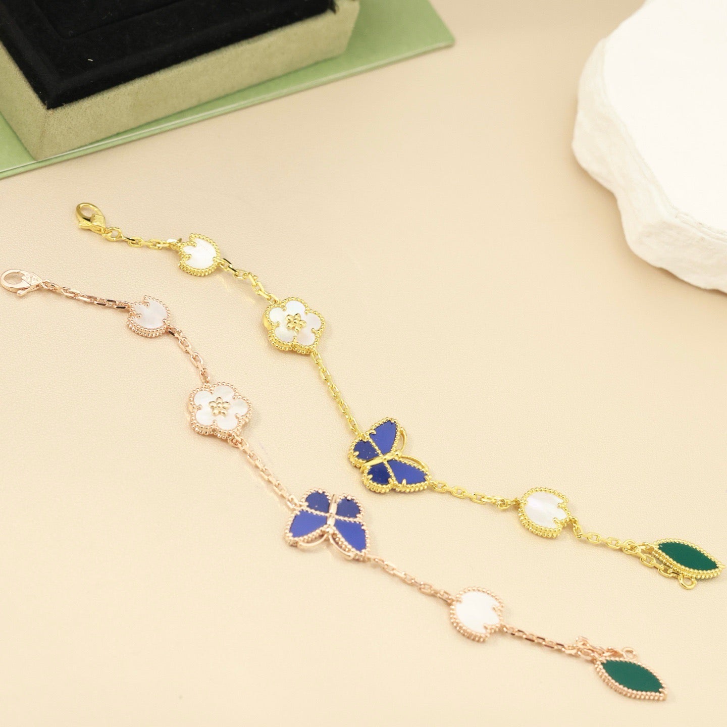 [Royal Jewellery]LUCKY SPRING BUTTERFLY 5 MOTIF BRACELET