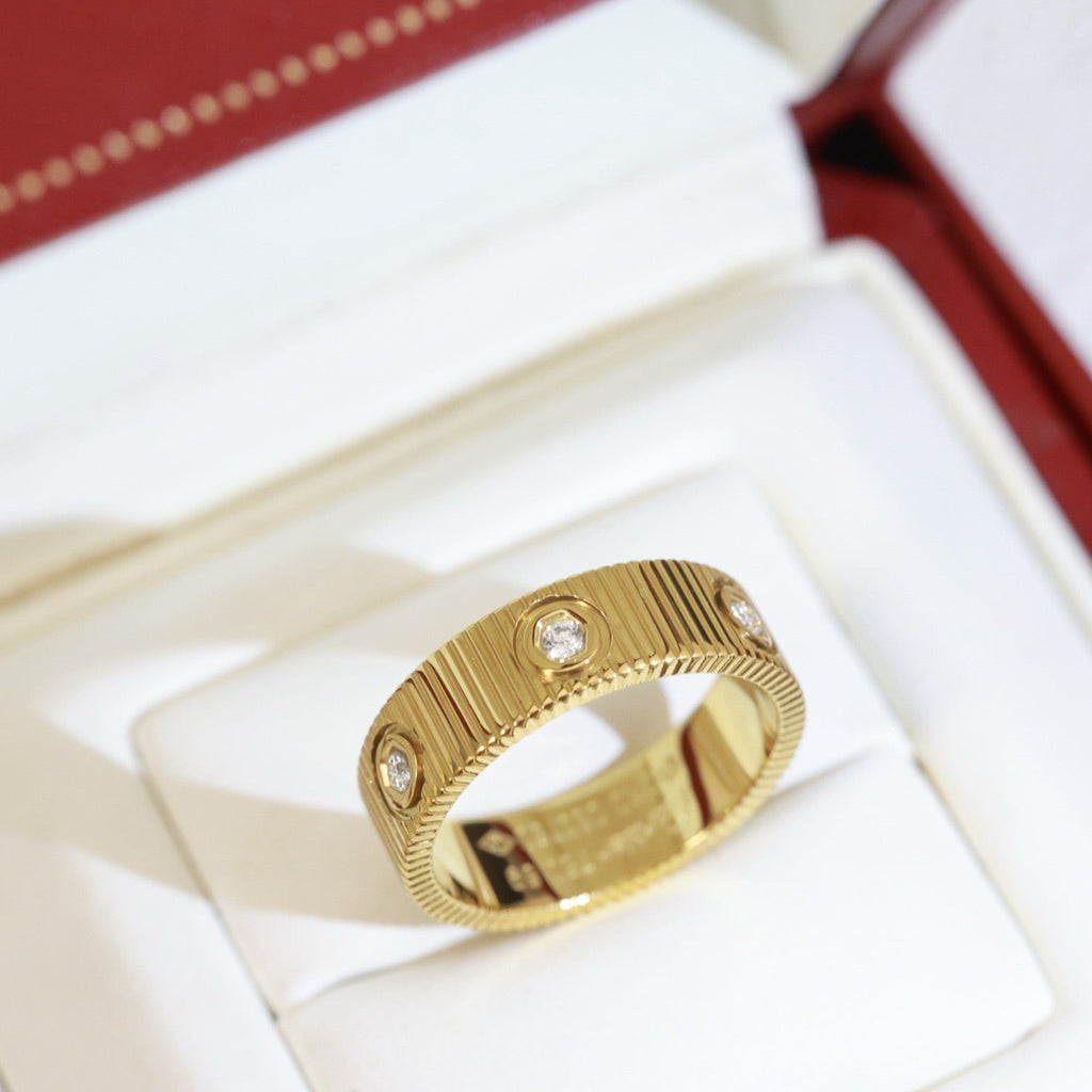 [Royal&Vicky]LOVE 6.5MM UNLIMITED RING, 6 DIAMONDS