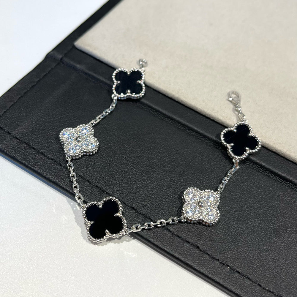 [Royal Jewellery]CLOVER 5 MOTIF ONYXS DIAMOND BRACELET SILVER
