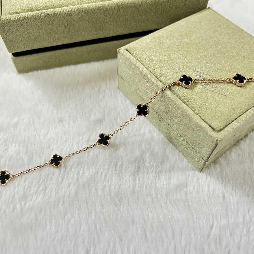 [Royal Jewellery]CLOVER 6 MOTIF  ONYXS BRACELET