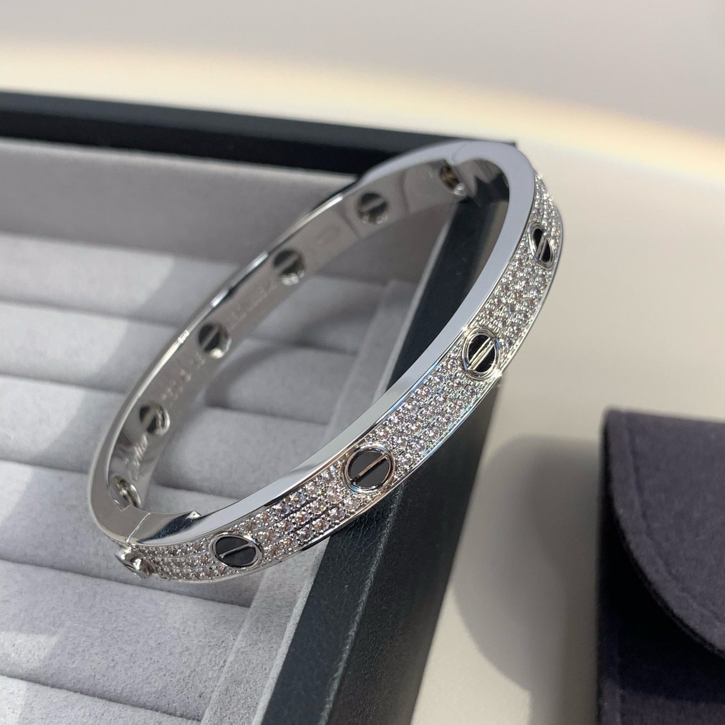 [Royal]LOVE BRACELET 6.1MM DIAMOND-PAVED CERAMIC