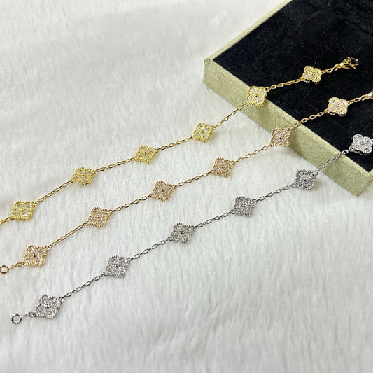 [Royal Jewellery]CLOVER 6 MOTIF DIAMOND BRACELET