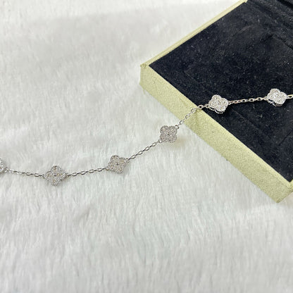 [Royal Jewellery]CLOVER 6 MOTIF DIAMOND BRACELET