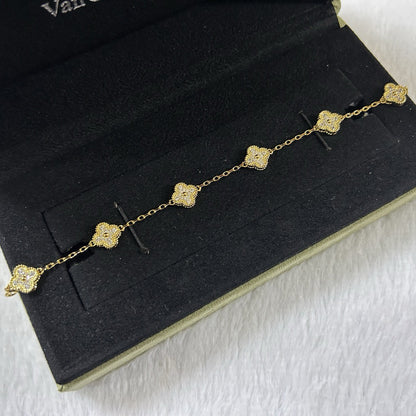 [Royal Jewellery]CLOVER 6 MOTIF DIAMOND BRACELET