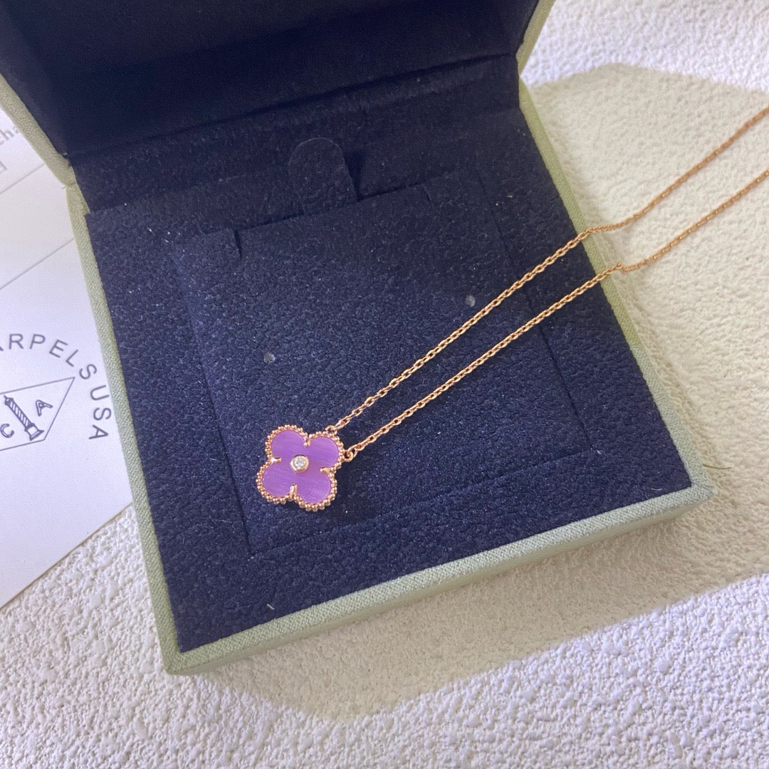 [Royal Jewellery]CLOVER 15MM DIAMOND  PURPLE VIOLET NECKLACE