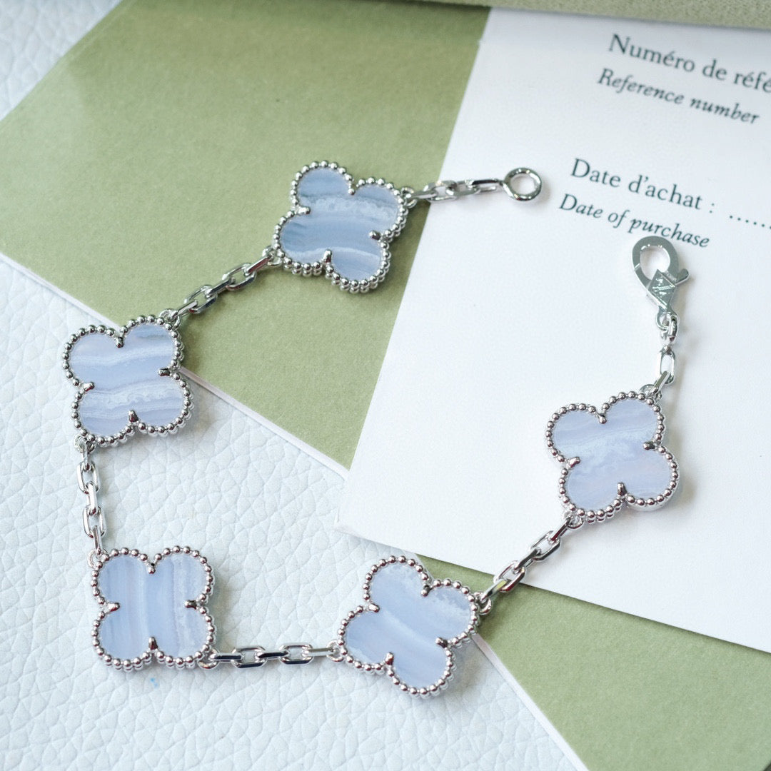 [Royal Jewellery]CLOVER  5 MOTIF PURPLE CHALCEDONY BRACELET SILVER