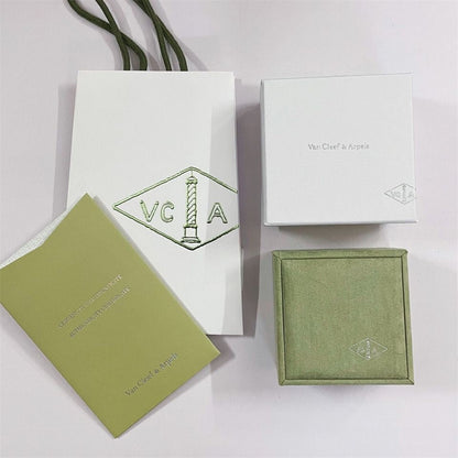 [Royal Jewellery]VA CLOVER BRACELET NECKLACE RING BOX GIFT BAG