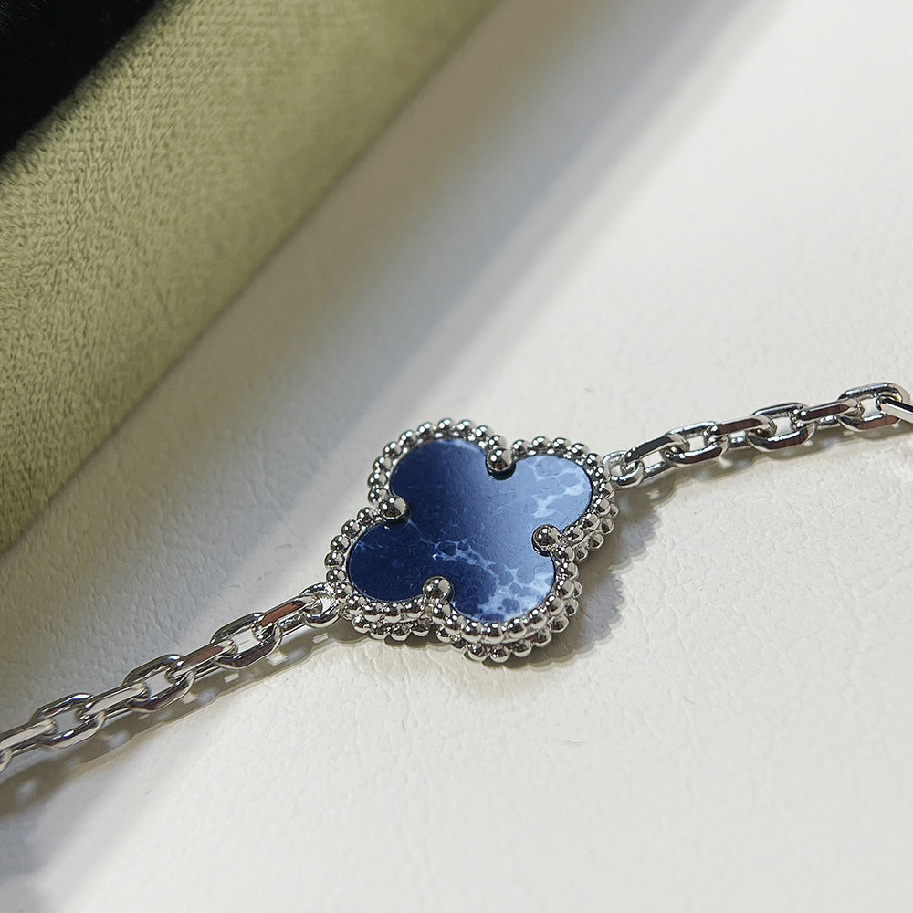 [Royal Jewellery]CLOVER 5 MOTIF PIETERSITE SILVER BRACELET