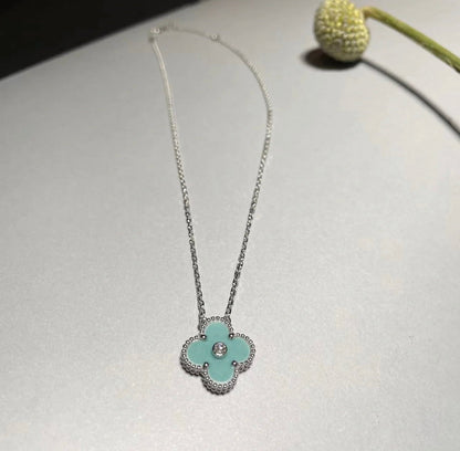 [ROYAL]CLOVER 1 DIAMOND LIGHT BLUE SILVER NECKLACE