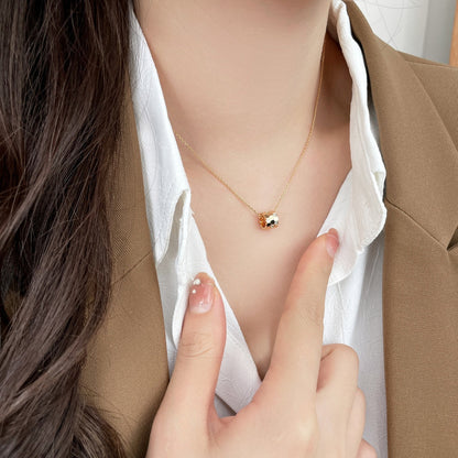 [ROYAL]BEE MINI PEDANT DIAMOND NECKLACE