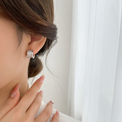 [ROYAL]ZERO 1 DIAMOND PAVED EARRINGS