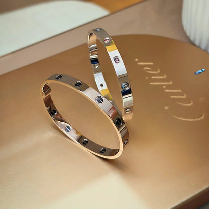 [Royal Jewellery]Classic 6.1mm Love Bracelet 10-Diamond Multicolor