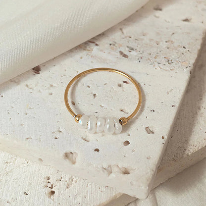 {
  "Royal&Vicky": "Royal&Vicky",
  "Magnolia Freshwater Pearl Gold Ring": "マグノリア 淡水パール ゴールドリング"
}