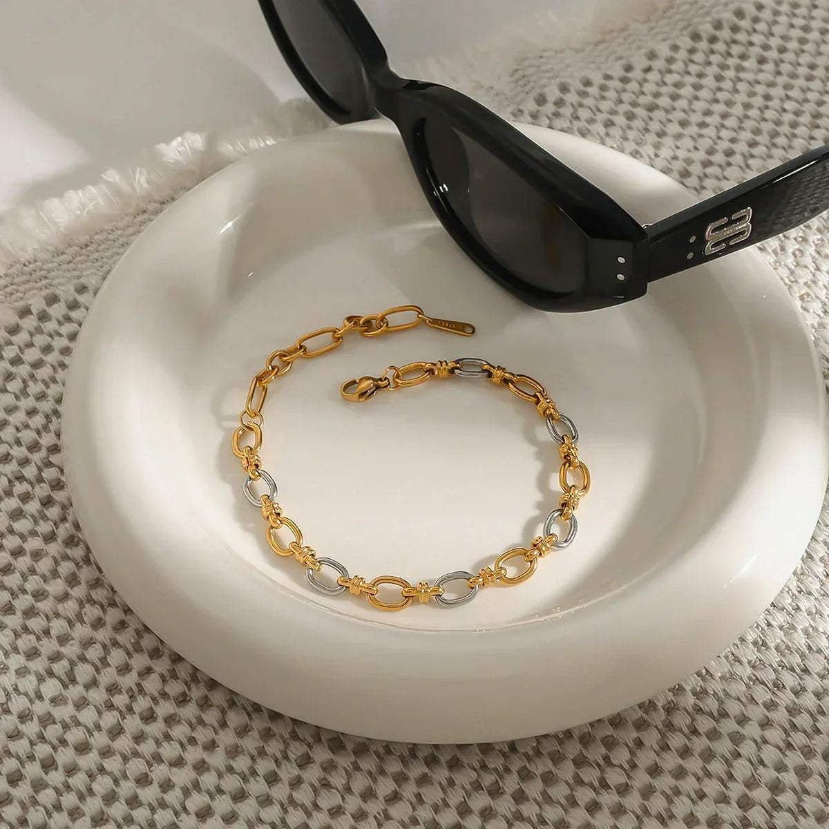 [Royal&Vicky]Addison Two Tone Gold Bracelet