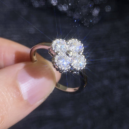 [Royal&Vicky]ELEGANT FOUR-LEAF CLOVER MOISSANITE RING