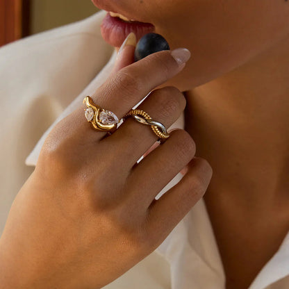 [Royal&Vicky]Soletta Diamond Teardrop Goldring