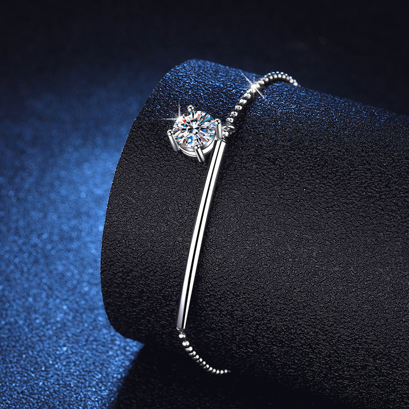 [Royal&Vicky]ELEGANT HALF-MOON CURVE MOISSANITE BRACELET