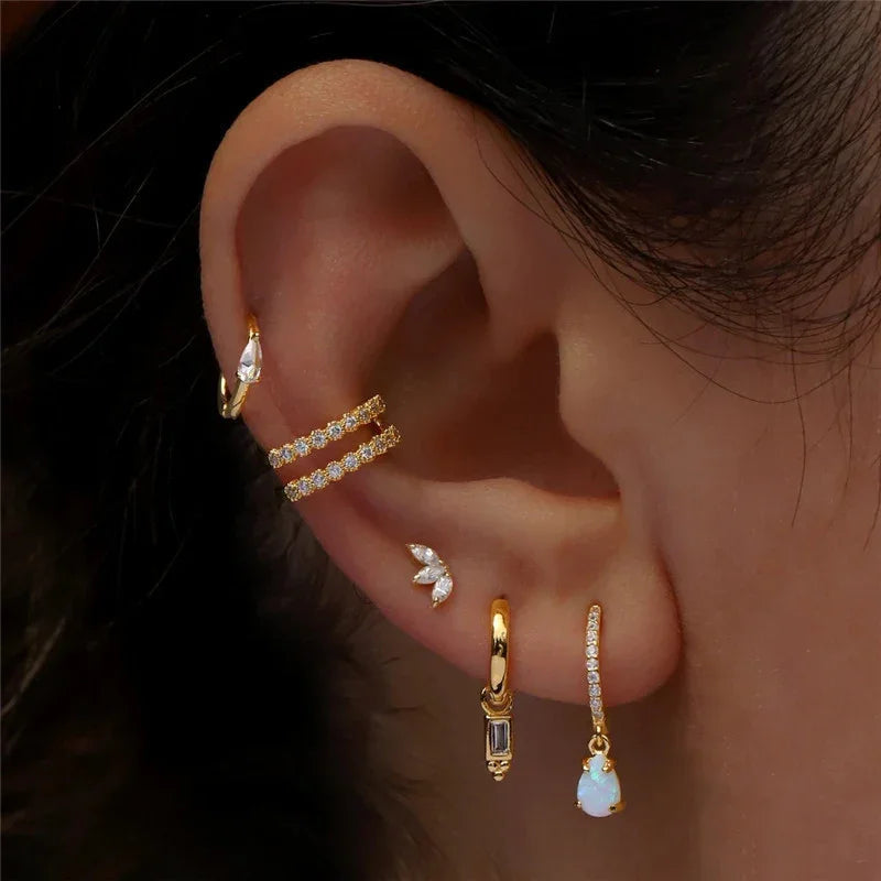 {
  "Royal&Vicky": "Royal&Vicky",
  "Trio Flat Back Diamond Stud": "トリオ フラットバック ダイヤモンドスタッド"
}