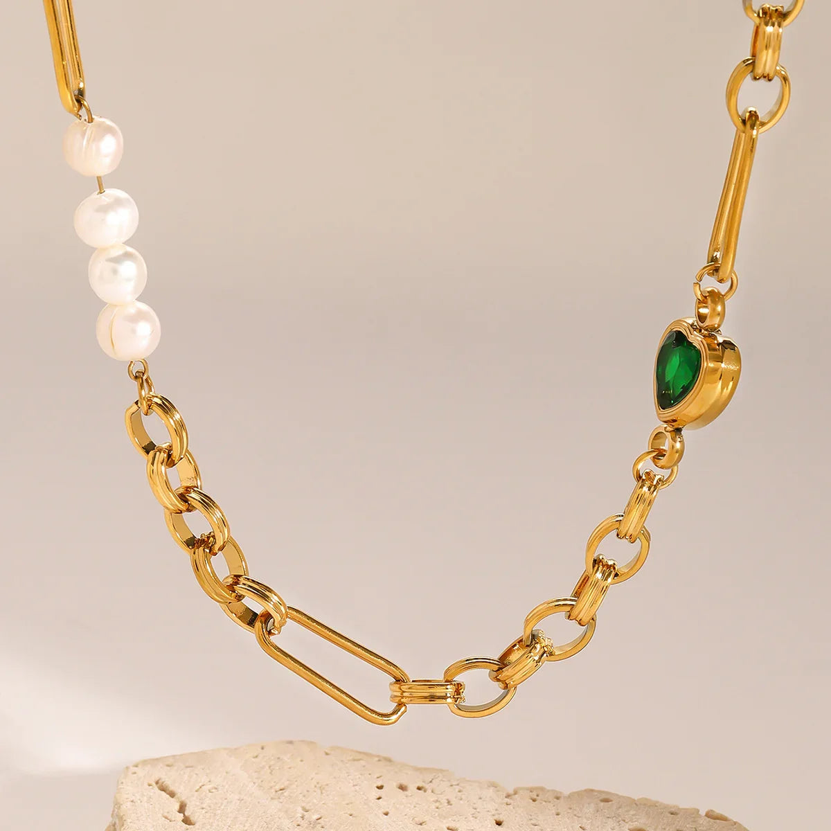 {
  "[Royal&Vicky]Maddison Pearl Chain Gold Necklace": "[Royal&Vicky]マディソン パールチェーン ゴールドネックレス"
}