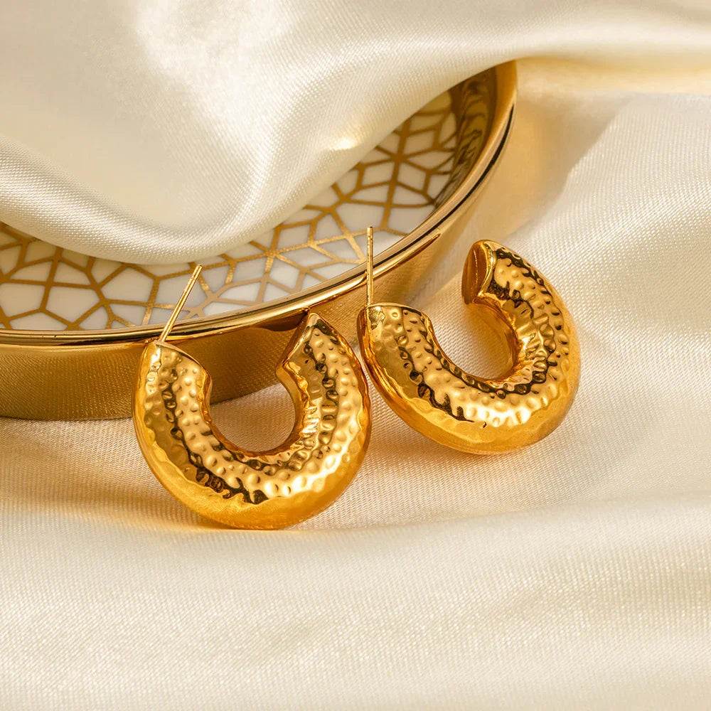 {"[Royal&Vicky]Bethany Gold Earrings": "[Royal&Vicky]ベサニー ゴールドピアス"}