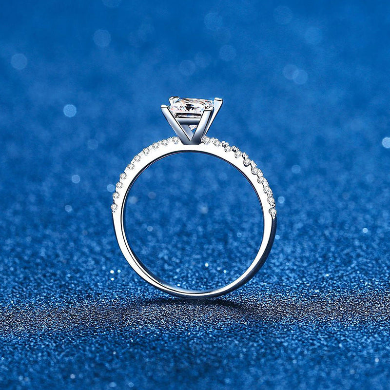 [Royal&Vicky]ELEGANT PRINCESS CUT MOISSANITE ENGAGEMENT RING