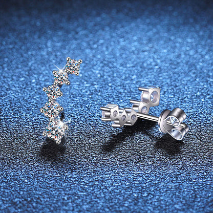[Royal&Vicky]SPARKLING SMILE ARC MOISSANITE STUD EARRINGS