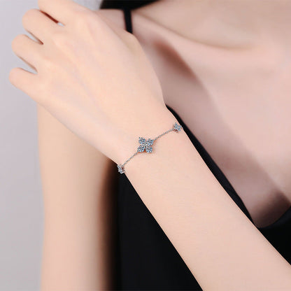 [Royal&Vicky]CLOVER LUCKY CHARM MOISSANITE BRACELET