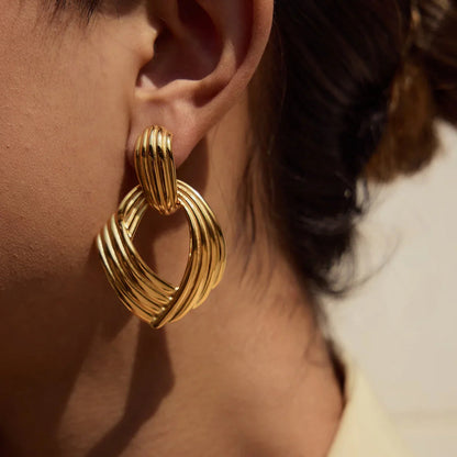 [Royal&Vicky]Selma Goldene Knot-Ohrringe