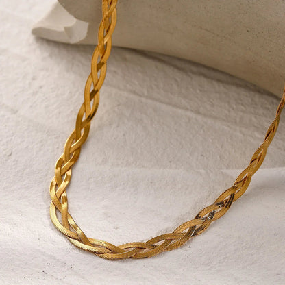 {"Royal&Vicky":"ロイヤル＆ヴィッキー","Corinna Gold Necklace":"コリーナ ゴールドネックレス"}